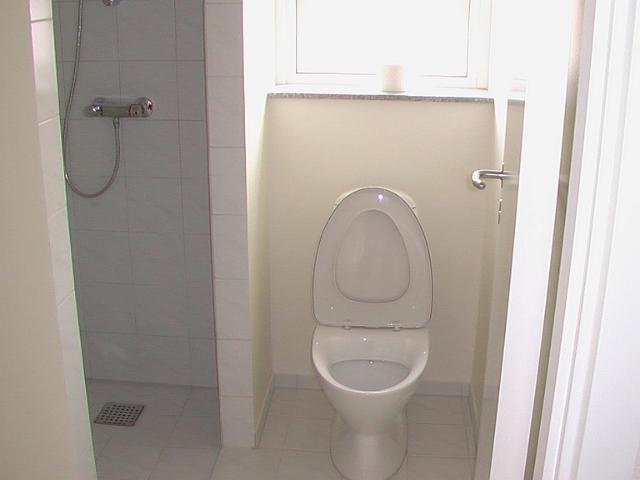 26-03-2004 11-47-15.JPG